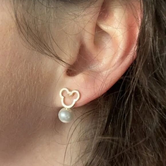 Jewelry - Mickey Mouse Elegant stud earrings design with exquisite hollow